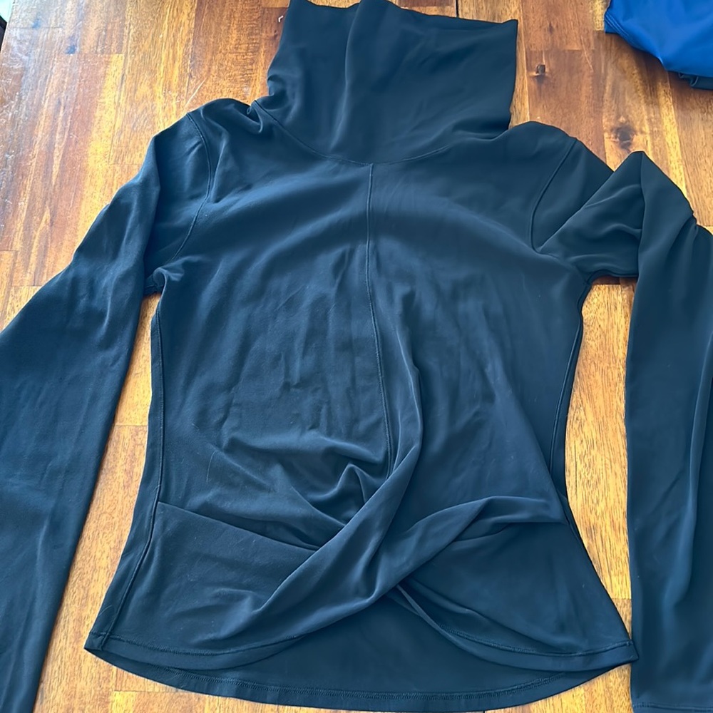 lululemon turtleneck long sleeve with crossed front | color: black size S/4